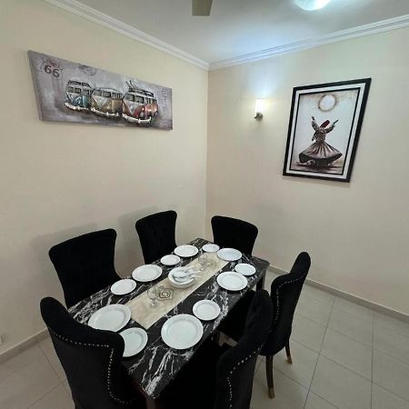 Thomas Guest House Islamabad Extérieur photo