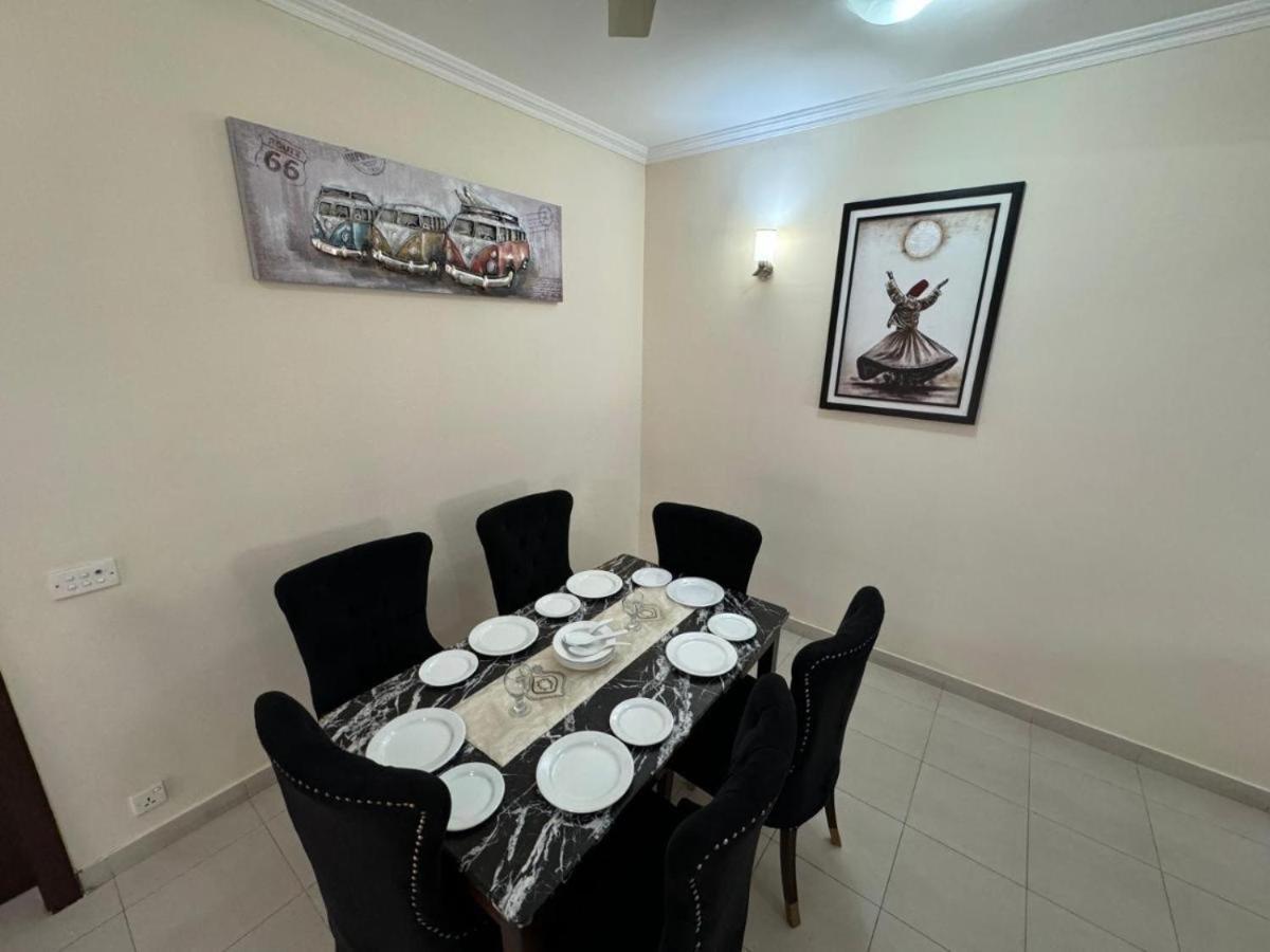 Thomas Guest House Islamabad Extérieur photo