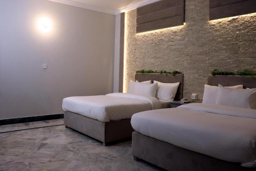 Thomas Guest House Islamabad Extérieur photo