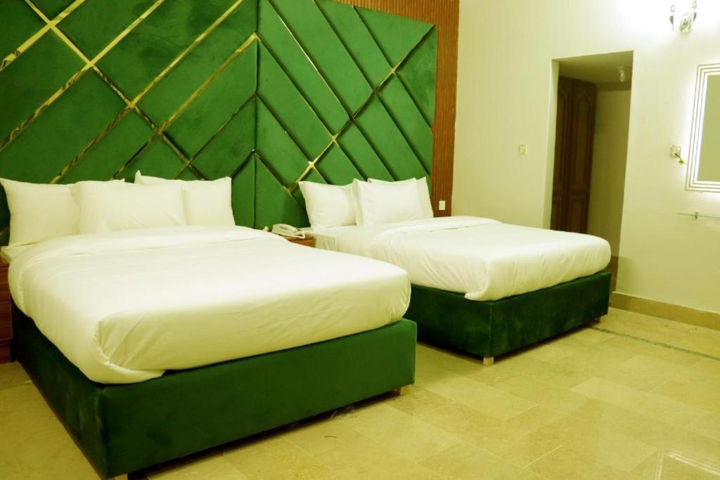 Thomas Guest House Islamabad Extérieur photo