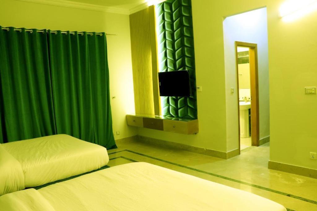 Thomas Guest House Islamabad Extérieur photo