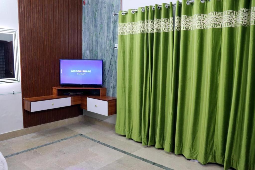 Thomas Guest House Islamabad Extérieur photo