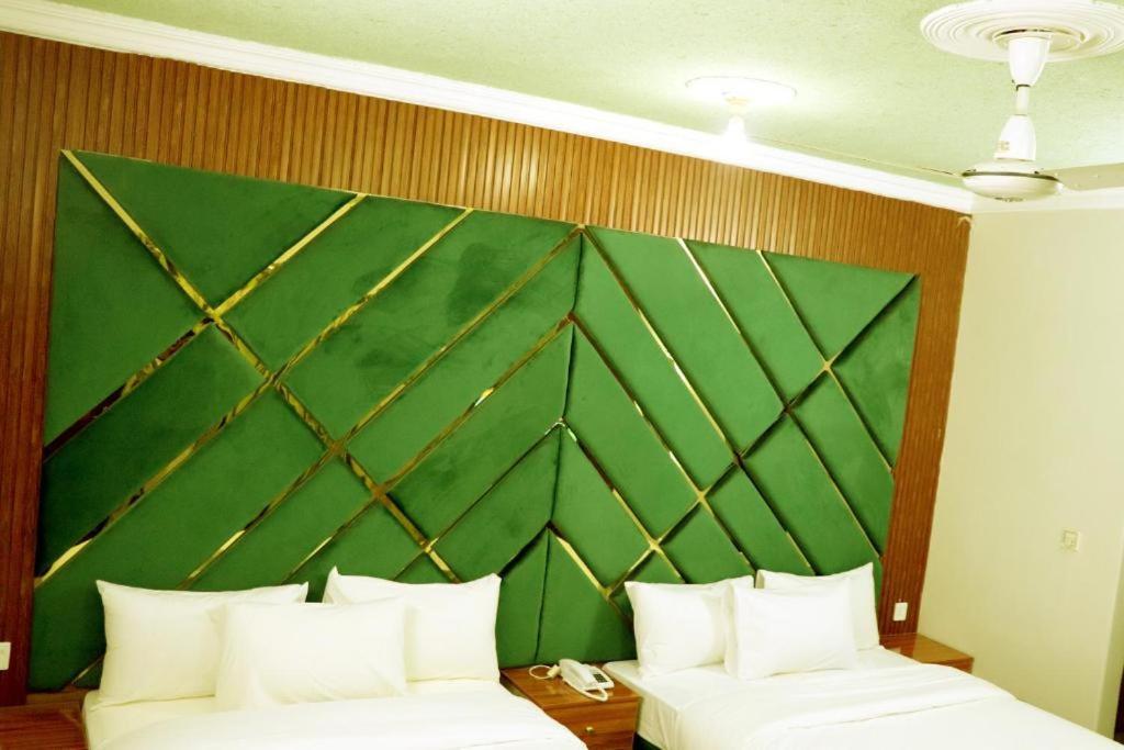 Thomas Guest House Islamabad Extérieur photo